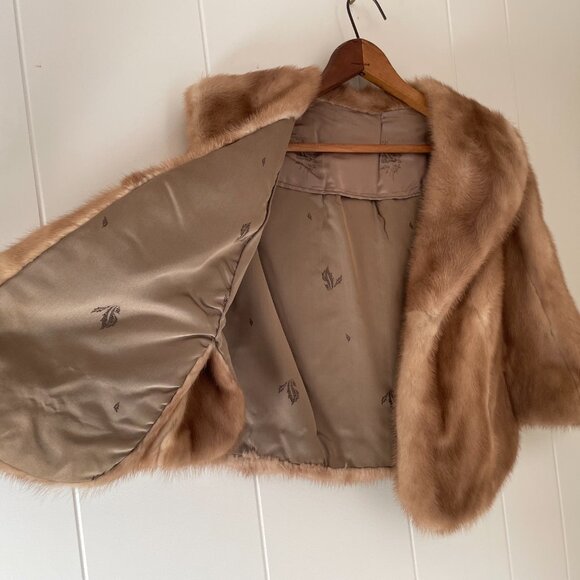 Vintage 1940s Mink Fur Capelet – XS – Exceptional Condition - Picture 6 of 8